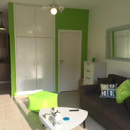 Studio In - Cyprus - Great Location איה נאפה
